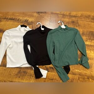 American Eagle Outfitters Long Sleeve Tops - White, Black, Green